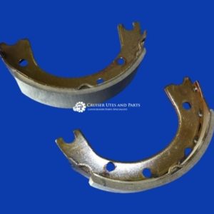 Handbrake Shoes suitable for Landcruiser 40 BJ40 FJ40 HJ45 (4 speed) 46550-60011
