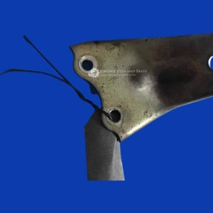 Toyota Landcruiser 12HT Throttle accelerator cable bracket HJ61 (2nd hand)