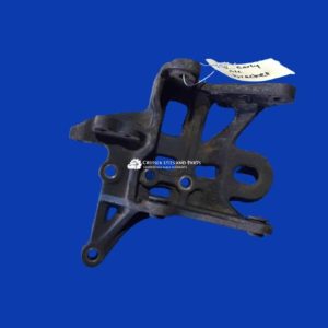 Toyota Landcruiser 2H diesel Air Conditioning Compressor bracket    EARLY TYPE   HJ75  HJ60