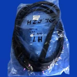 Toyota Landcruiser 76 series Wagon LEFT Front VDJ76 LH DOOR RUBBER    67862-60020