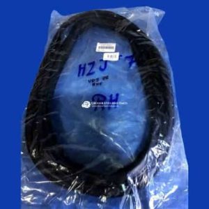 Toyota Landcruiser 76 series Wagon RIGHT Front VDJ76 RH DOOR RUBBER    67861-60020