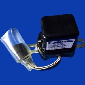 Toyota Landcruiser Regulator Unit for Alternator Charge  1/79 - 12/89     27700-15030ng    new