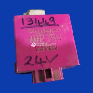 Toyota Landcruiser wiper control relay HJ61 24V     85940-90A06