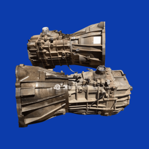 Toyota Landcruiser gearbox gear box (reconditioned) VDJ76, VDJ78, VDJ79 H150 H151 (OUTRIGHT)