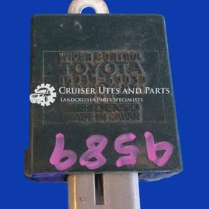 Toyota Landcruiser wiper control relay HZJ75 HZJ78 HZJ79 VDJ79 85940-60030